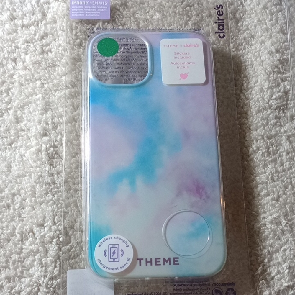 Claire's Dreamy Blue and Purple Phone Case for iPhone 13/14/15 Pro